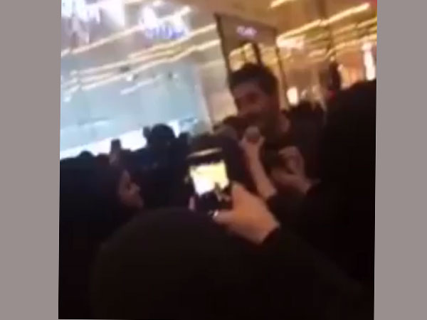 Saudi actor arrested 'for taking selfies with female fans' Saudi actor arrested 'for taking selfies with female fans'