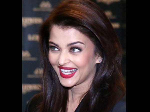 Aishwarya Rai lost Rs 3 Crore for Jazbaa Aishwarya Rai lost Rs 3 Crore for Jazbaa