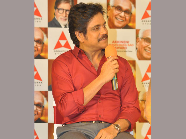 Akkineni Nagarjuna Pushes Media Akkineni Nagarjuna Pushes Media