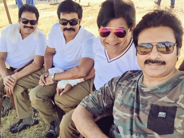 Pawan Kalyan's Selfie With Sardaar Gang Pawan Kalyan's Selfie With Sardaar Gang