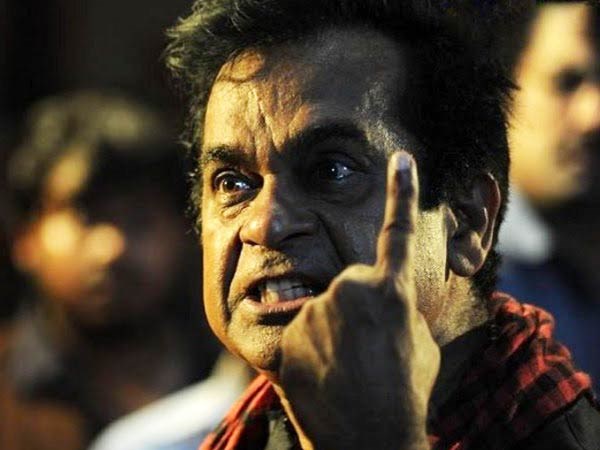 విడుదలైన తొలి చిత్రం