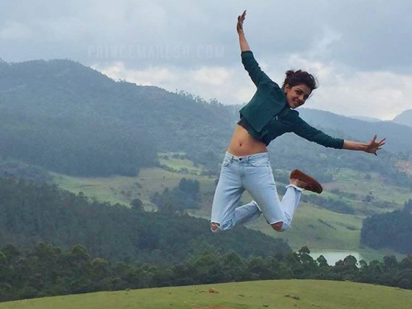 Kajal Aggarwal on the sets of Brahmotsavam at Ooty Kajal Aggarwal on the sets of Brahmotsavam at Ooty