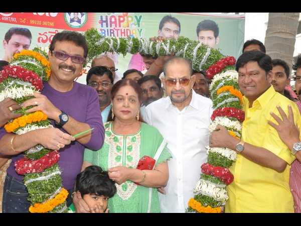 గజమాలతో...