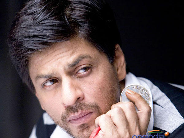Shahrukh Khan fined Rs.1.93 lakh for illegal ramp outside ‘Mannat’ Shahrukh Khan fined Rs.1.93 lakh for illegal ramp outside ‘Mannat’
