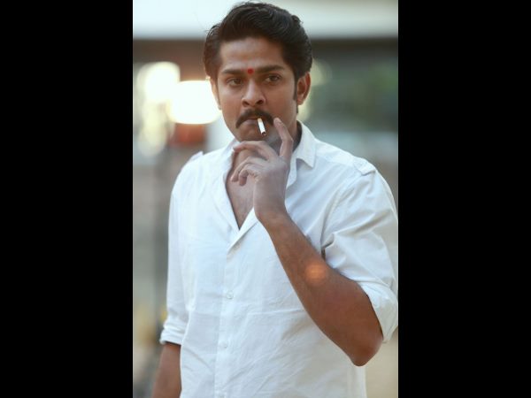 ఎవరా కొందరు..