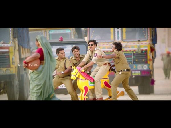 కౌబోయ్ లుక్