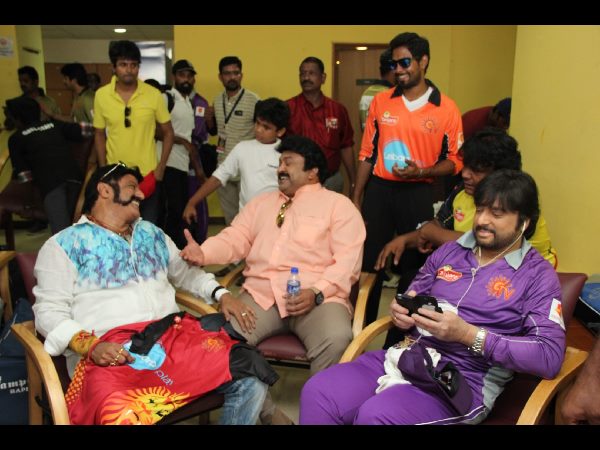 ఈ స్టార్స్ ఇద్దరూ..