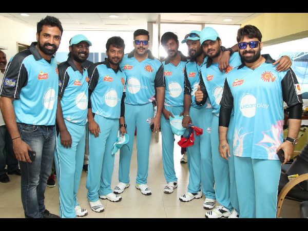 తెలుగు నటుడు రాజేంద్రప్రసాద్ మాట్లాడుతూ...