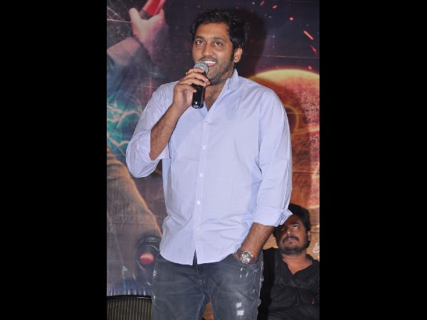 బాలీవుడ్ నుండి పిలుపు