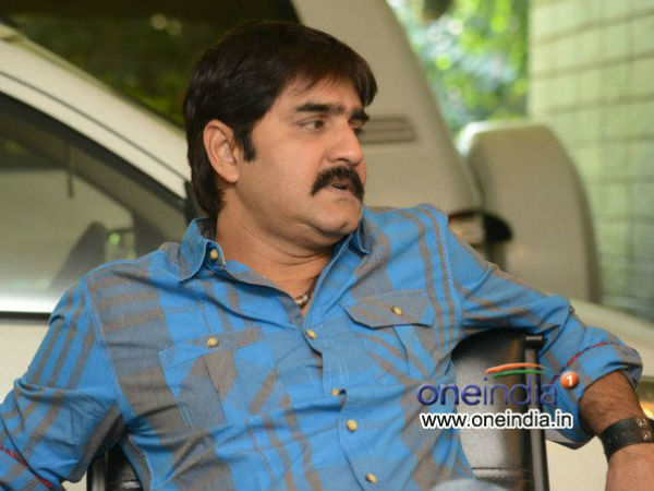 Family hero Srikanth to act as villain in Tamil movie Family hero Srikanth to act as villain in Tamil movie