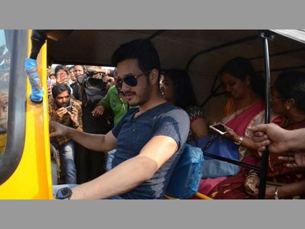 ఆటో నడిపి