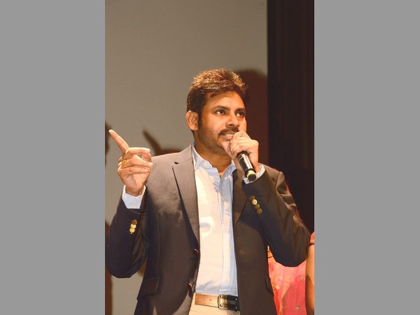పవన్ మాట్లాడుతూ...
