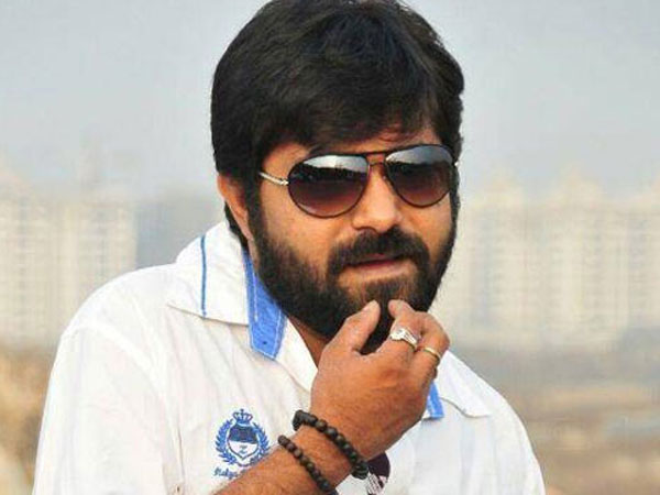 చలాకీ చంటి..
