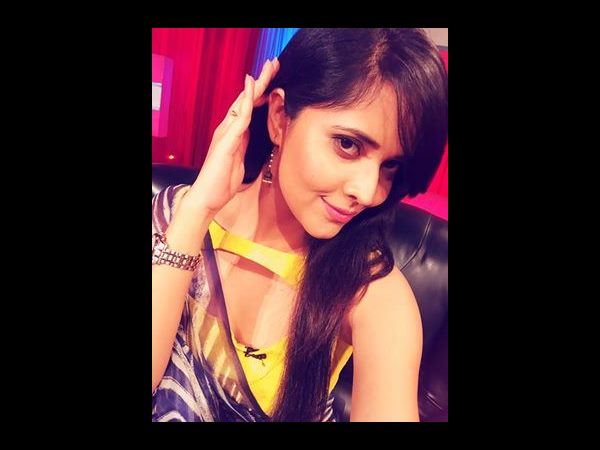 ఏమీ సైన్ చెయ్యలేదు