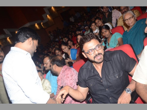 ప్రేక్షకుల చేతుల్లో