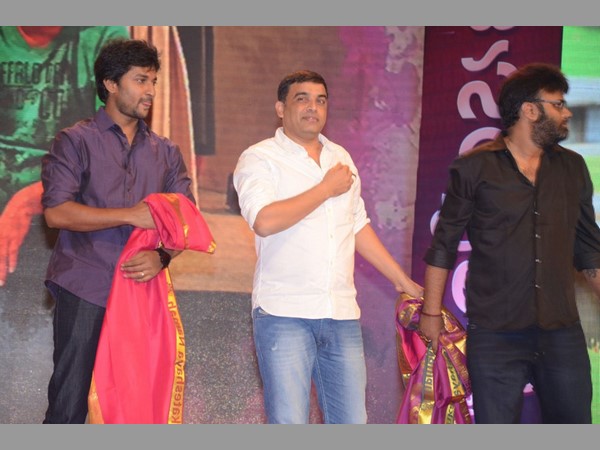ఎవరెవరు...
