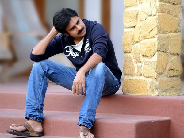 ఖరీదైన కారే..