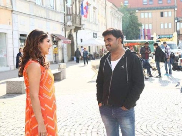 కారణం దర్శకుడేనా?