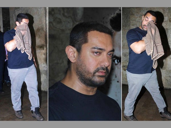 Aamir Khan cry Again After Watching Salman Khan's Sultan Aamir Khan cry Again After Watching Salman Khan's Sultan