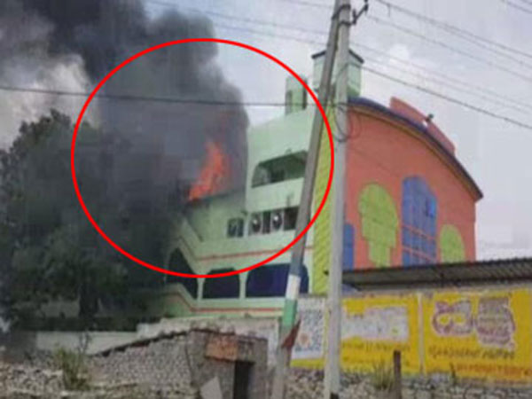 Fire in cinema hall, short circuit blamed Fire in cinema hall, short circuit blamed