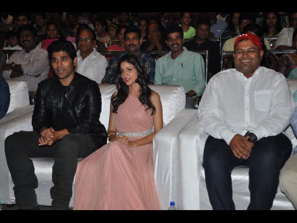 తెర వెనక