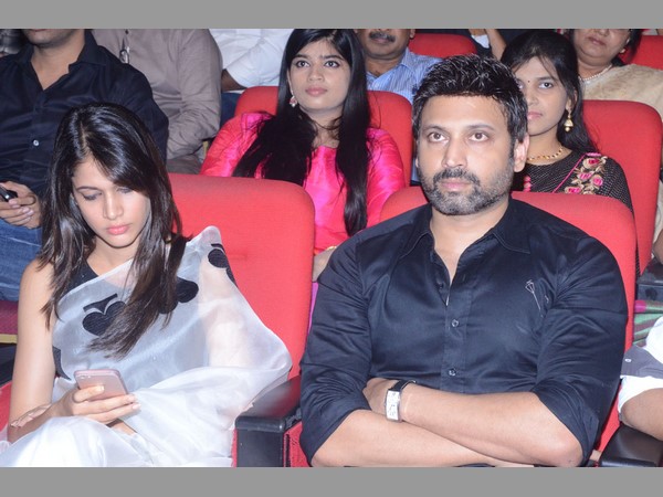 ఫ్యాన్స్ గర్వ పడేలా..