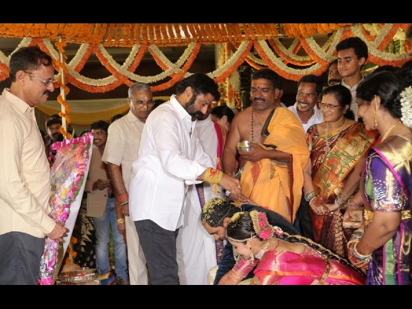 ఒకటయ్యే సమయం