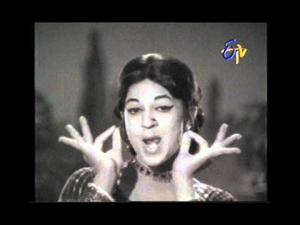 భరతనాట్య కారణి