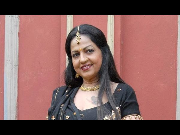 సీనియర్స్ తో