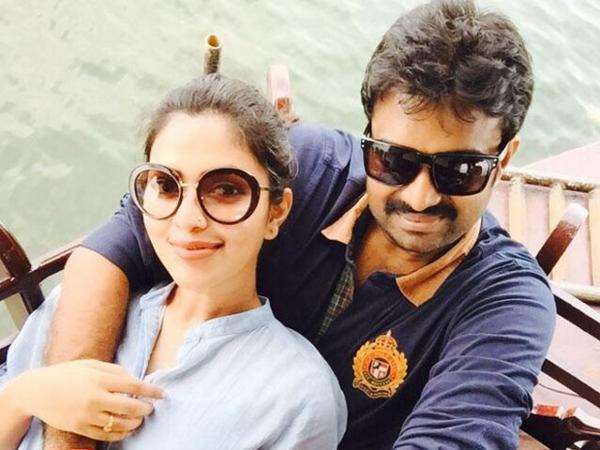 అమలాపాల్ తరుపున