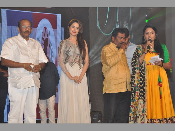 విక్రమ్ మాత్రమే చేయగలరు