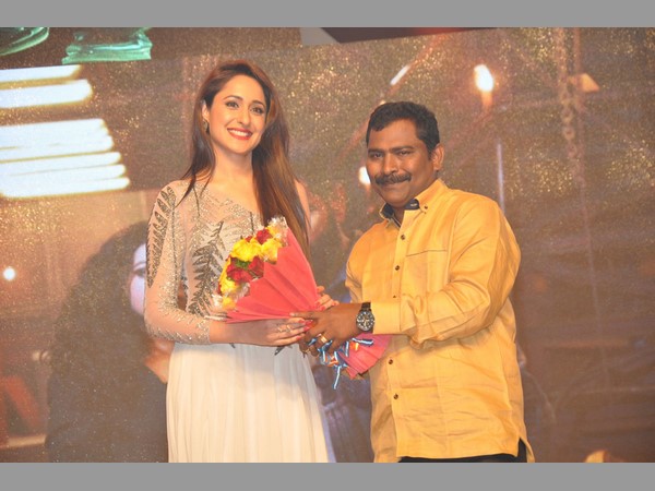 తెలుగు వారి గురించి దర్శకుడు ఆనంద్ శంకర్ మాట్లాడుతూ
