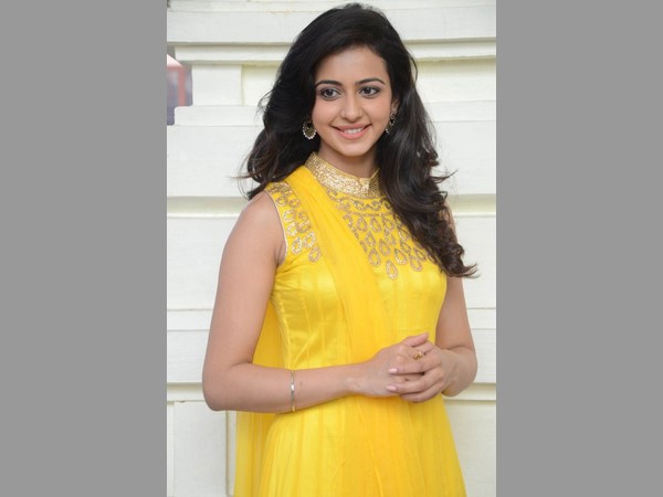 సర్దుకుపోయే తత్వం
