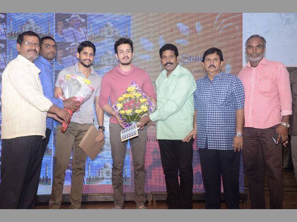 తండ్రితో కలిసి