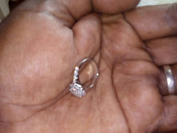 Vikram's daughter gets lost engagement ring back from cab driver Vikram's daughter gets lost engagement ring back from cab driver