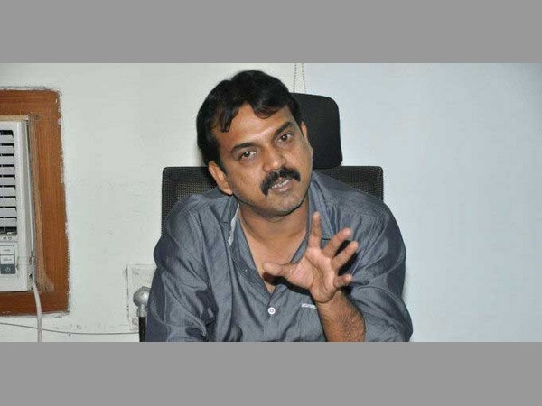 దర్శక నిర్మాతలని కూడా