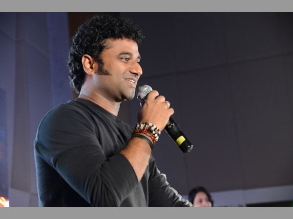 కామెంట్ ప్లీజ్