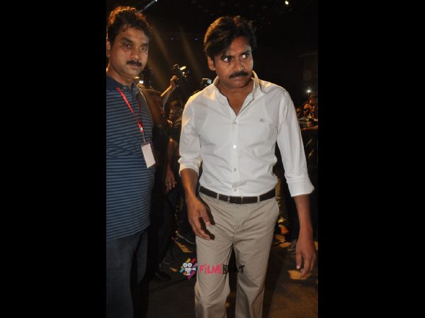 24 నుంచే పవన్ మొదలెడుతున్నాడు