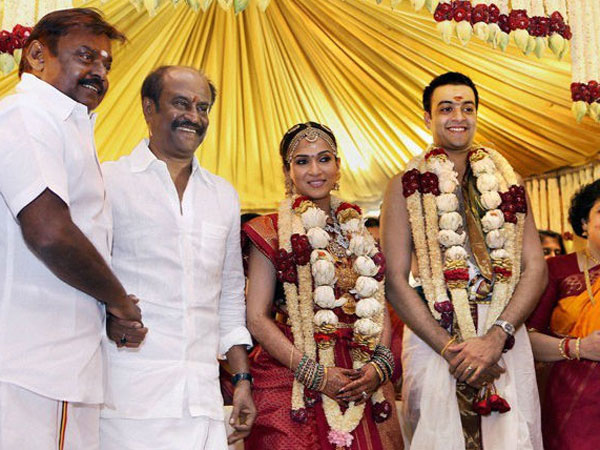 భర్త ప్రస్తుతం అమెరికాలో