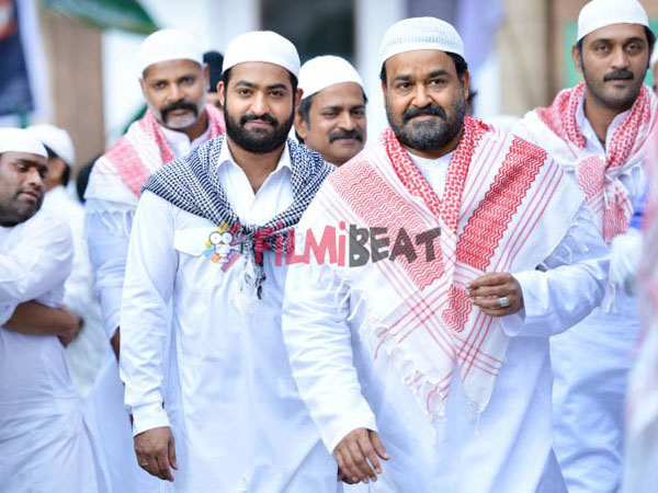 బాహుబలి తర్వాతి స్థానం దక్కించుకునే దిశగా...