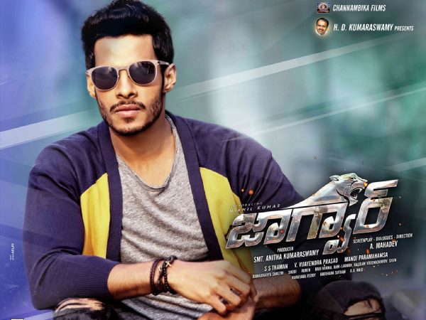 బాహుబలి రైటర్ కథతో...