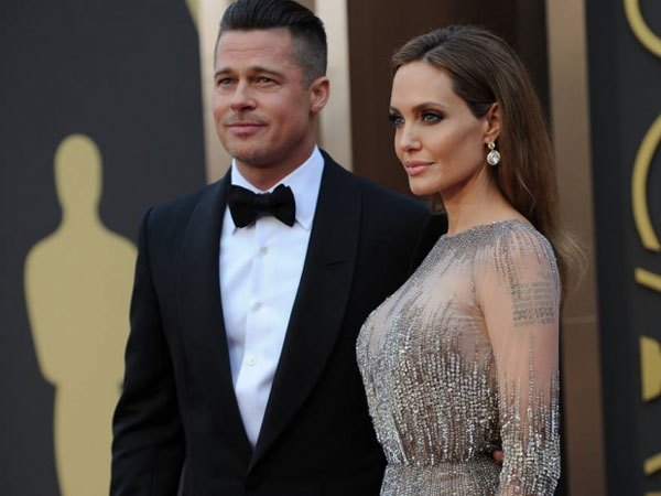 Angelina Jolie files for divorce from Brad Pitt Angelina Jolie files for divorce from Brad Pitt