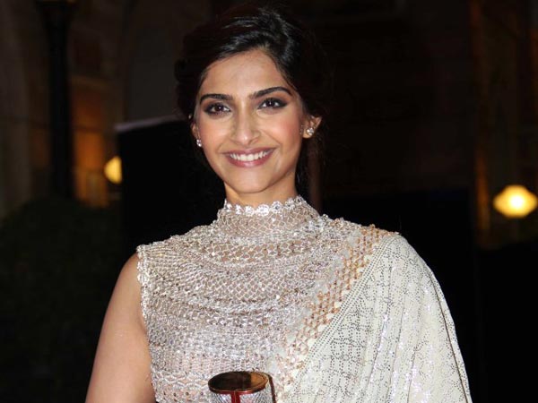 Sonam Kapoor recently revealed that she lost many films because of her father Anil Kapoor Sonam Kapoor recently revealed that she lost many films because of her father Anil Kapoor