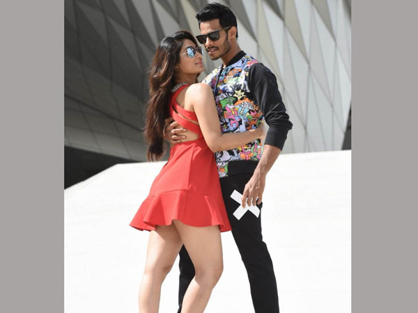 ఎనకౌంటర్ స్పెషలిస్ట్ ని చంపేస్తాడు