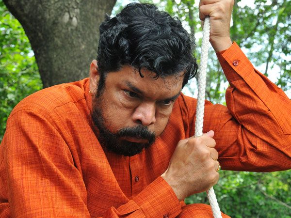 ఎక్కువ మాట్లాడుతున్నావ్