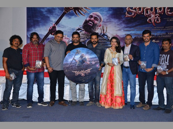 అప్పటి చిత్రాలు చూసి