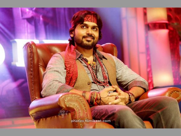 కోటలోకి వెళ్లి దెయ్యాలను తోలుతాననని