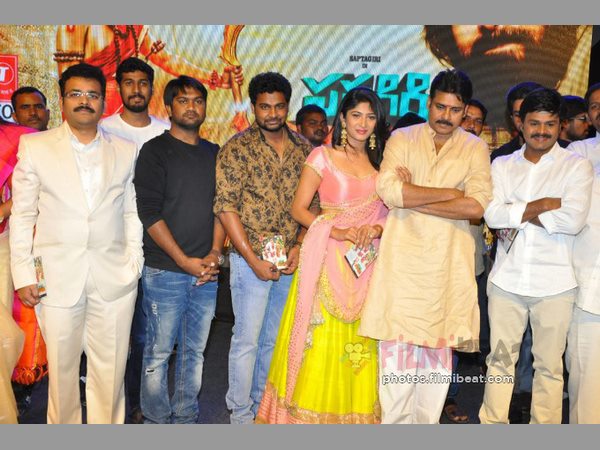 ఆశీర్వాదాలు ఇచ్చేంతగా