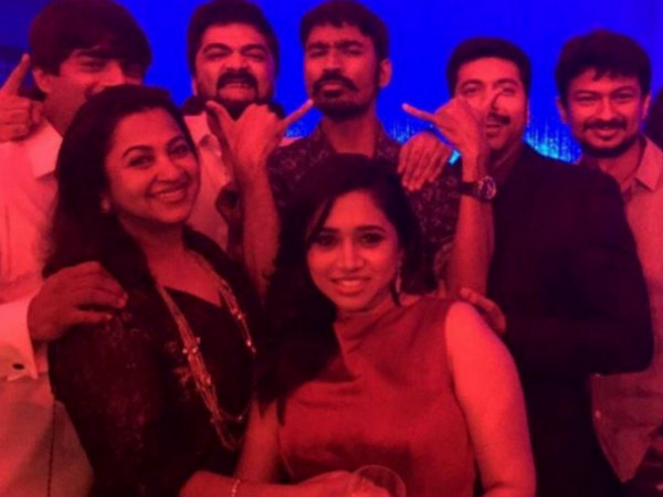 రాయ్ లక్ష్మి తట్టుకోలేకపోయిందని