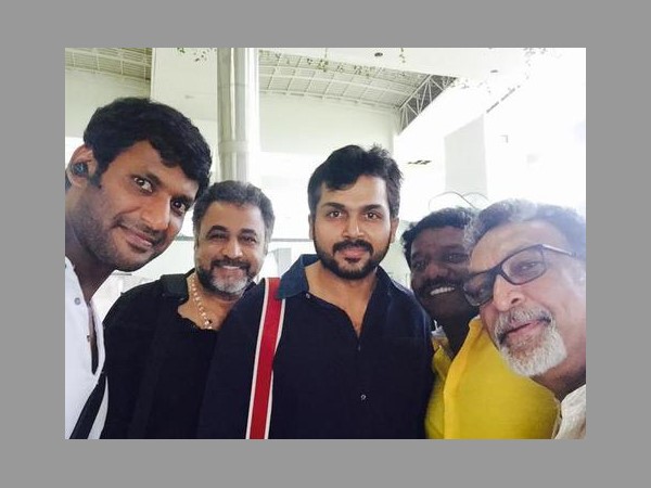 రాళ్లతో దాడి